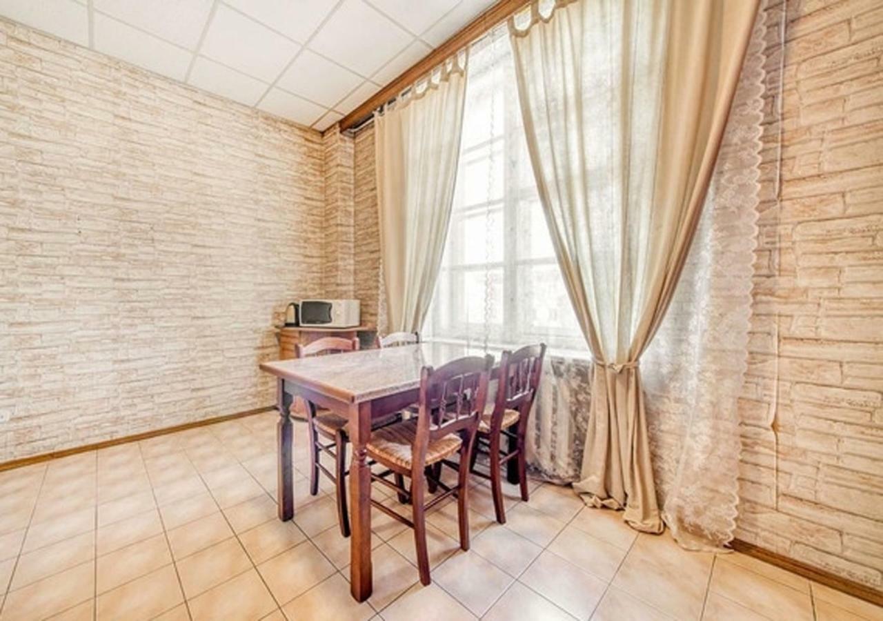 Apartments In The Center Of Minsk On Nezavisimosti 12 מראה חיצוני תמונה